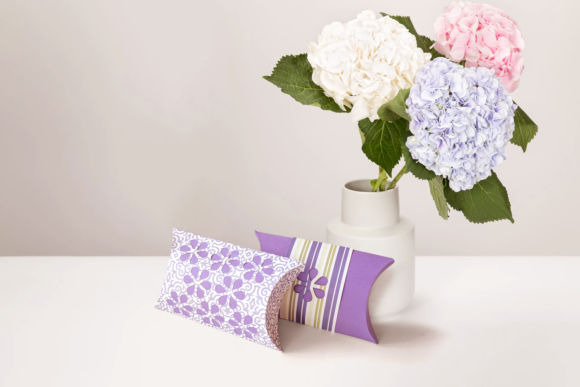 Flower Pillow Box: A 3D SVG Review for Gift Boxes